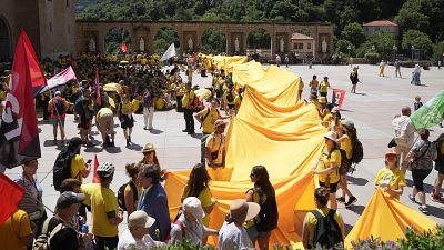 Los profesores catalanes rechazan el preacuerdo con la Generalitat y mantienen la huelga