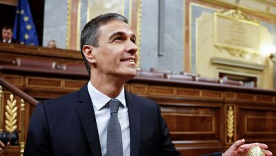 El PSOE cae cuatro puntos pero mantiene su ventaja sobre el PP, según el CIS