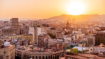 El PSOE registra una proposición de ley para subir el IVA de los pisos turísticos al 21% y gravar más la vivienda vacía