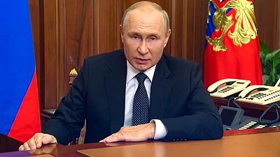 Putin moviliza a 300.000 reservistas y amenaza con una respuesta nuclear ante la contraofensiva de Ucrania