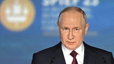 Putin afirma que Rusia depende menos del gas y el petróleo y recalca que no cierra puertas a empresas extranjeras