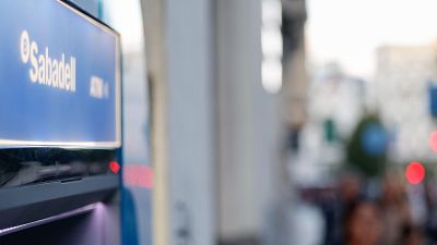 Quins són els escenaris després del rebuig del Sabadell de l'oferta de fusió?