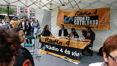 Diada de Sant Jordi 2026. Ràdio 4 al Passeig de Gràcia Diada de Sant Jordi 2026. Ràdio 4 al Passeig de Gràcia