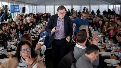 Rajoy sólo ve dos posibilidades en Galicia: mayoría absoluta del PP "o entran los malos"