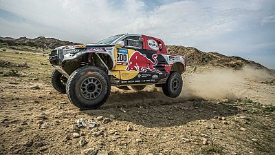 Al Attiyah vence la segunda etapa del Dakar y acecha el liderato de Carlos Sainz -- Ver ahora Al Attiyah vence la segunda etapa del Dakar y acecha el liderato de Carlos Sainz -- Ver ahora