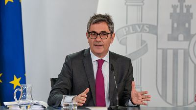 Bolaños reitera sus críticas por el procesamiento de Begoña Gómez, mientras que juristas y la oposición le piden "respeto"