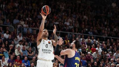 El Real Madrid activa el 'modo huracán' anotando 101 puntos para ganar en casa del Barcelona