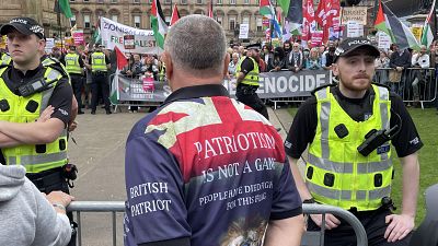El recelo por el extranjero, un sentimiento creciente en la sociedad británica que produce estallidos de violencia