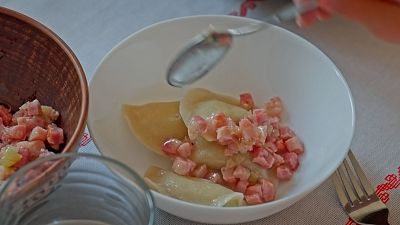 Recepta tradicional de varéniki, crestes farcides ucraïneses