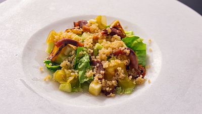Receta de ensalada danesa con arenques y quinoa de Ismael en MasterChef 13.