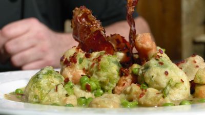 Aprende a elaborar una menestra de verduras crujiente y deliciosa