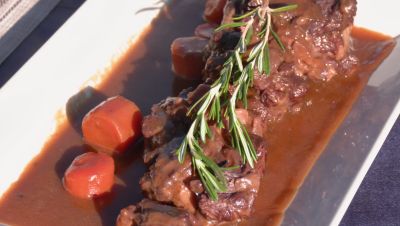Receta de rabo de toro estofado: idea para sorprender a tu pareja en San Valentín