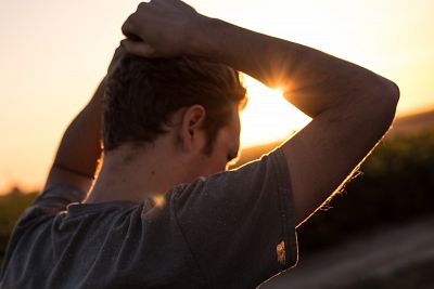 Tres refranes que usamos cada día, pero no siempre bien: aprende cuándo decirlos