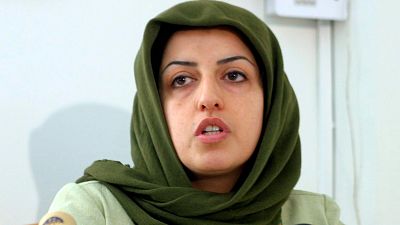El régimen iraní deja en libertad temporal a la premio Nobel de la Paz Narges Mohammadi por motivos médicos
