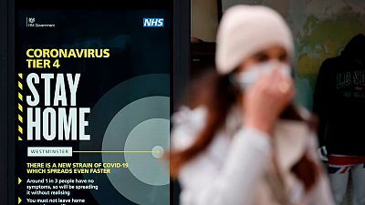El Reino Unido descubre una segunda variante "aún más contagiosa" del coronavirus procedente de Sudáfrica