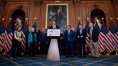 Los republicanos desbloquean el megaplan fiscal de Trump en el Congreso tras días de divisiones