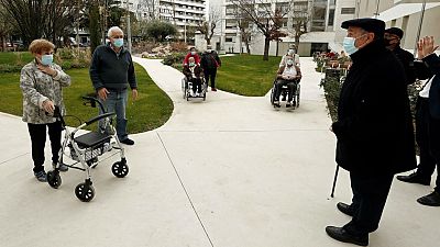 Los brotes más contagiosos se producen en las residencias de mayores | Ver