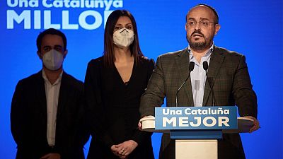 El PP cosecha el peor resultado de su historia en Cataluña y queda como última fuerza parlamentaria con tres escaños