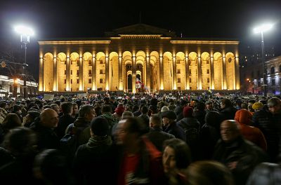 Retiran el polémico proyecto de ley sobre "agentes extranjeros" en Georgia tras las protestas masivas