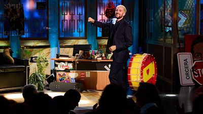 ¿Cómo asistir de público a La Revuelta de Broncano? Encuentra el formulario para conseguir entradas