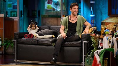 La Revuelta | Javián, de 60 a 6.000 euros por noche después de OT1: "Pensaba: ¿Por qué soy mejor ahora que antes?"