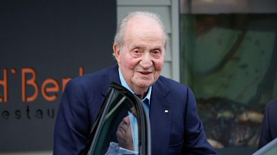 El rey Juan Carlos I, en una imagen de archivo de una de sus recientes visitas a O Grove.