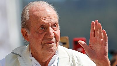 Juan Carlos I regresa a Abu Dabi sin dar explicaciones: de la sobreexposición pública a su reencuentro con Felipe VI