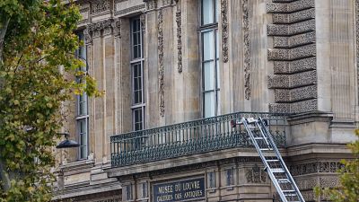 El robo de joyas en el Louvre, el último en una larga lista de atracos de película en museos