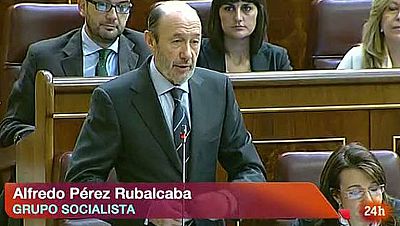 Rubalcaba a Rajoy: "Deje que comparezcan gestores y supervisores para saber qué pasó en Bankia" - Informativo 24h | Ver