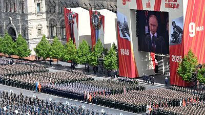 Rusia celebra su "día de la victoria" mientras los líderes de la UE se citan en Leópolis con la guerra de Ucrania de fondo