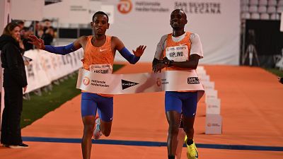 Aregawi y Kiplimo pulverizan el récord de la San Silvestre Vallecana, que corona a Marta García