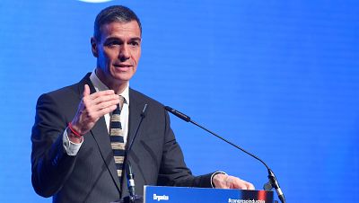 Sánchez anuncia una ofensiva contra la "tecno-casta" de las redes sociales "más fuerte que sus bolsillos"