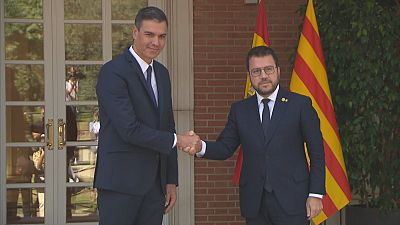 Aragonès i Sánchez acorden reprendre el diàleg Aragonès i Sánchez acorden reprendre el diàleg