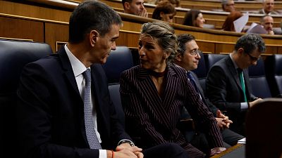 Sánchez dice que "está en forma" para seguir y ningunea los cambios pedidos por Yolanda Díaz