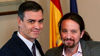 Sánchez e Iglesias: de la desconfianza mutua al abrazo Sánchez e Iglesias: de la desconfianza mutua al abrazo