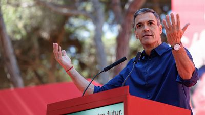 Sánchez lanza su "compromiso rotundo" con Ceuta y acusa a PP y a Vox de "buscar la foto pero no querer resolver la crisis"