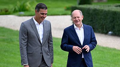 Sánchez y Scholz exhiben unidad y presionan a Macron para que acepte la interconexión de gas a través del Pirineo