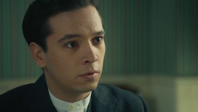 Santos, conmocionado en 'La Promesa' tras la inesperada noticia: su madre ha fallecido