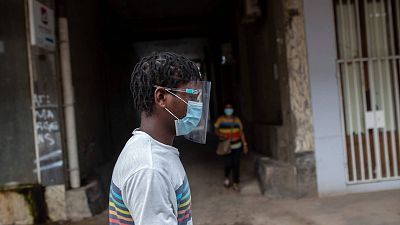 África atraviesa la segunda ola bajo la amenaza de las nuevas variantes del virus y la escasez de vacunas