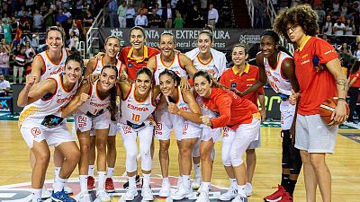 Alba Torrens y Silvia Domínguez, dudas para Mondelo Alba Torrens y Silvia Domínguez, dudas para Mondelo