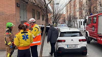 Troben tres cossos sense vida entre l'edifici esfondrat a Badalona