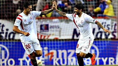 El Barcelona se dejó dos puntos en el Sánchez Pizjuán al empatar 2-2 ante un buen Sevilla, sobre todo en la segunda mitad, que sumó su partido oficial número 32 sin perder en casa y anima la Liga al propiciar que el Real Madrid se coloque a solo dos