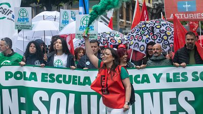 Los sindicatos docentes asturianos denuncian que se han roto las negociaciones por el bloqueo en la mejora salarial