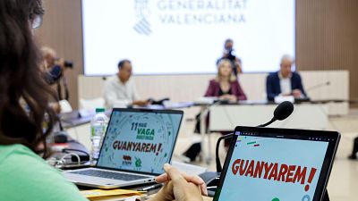Los sindicatos de docentes valencianos vuelven a la mesa de negociación en el vigésimo día de paro del profesorado