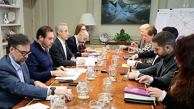 Los sindicatos mantienen la huelga de trenes de la próxima semana tras una tercera reunión con Transportes sin acuerdo