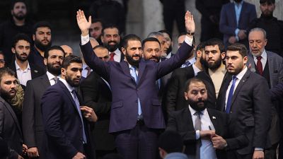 Siria busca su lugar en el mundo un año después de Asad: "La reconstrucción es la prioridad"