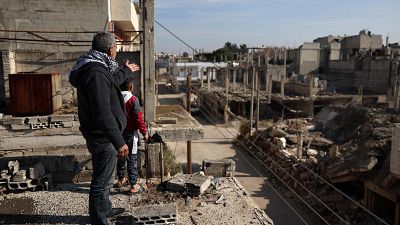 El barrio sirio de Yarmouk lucha por su reconstrucción en plena transición política