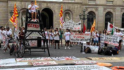 Socorristes catalans protesten per demanar una normativa que reguli el sector