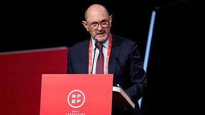 El Supremo absuelve a Louzán de su condena a siete años de inhabilitación y seguirá al frente de la RFEF