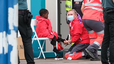 El Supremo ordena al Gobierno y a Canarias informar cada 15 días de la acogida de menores